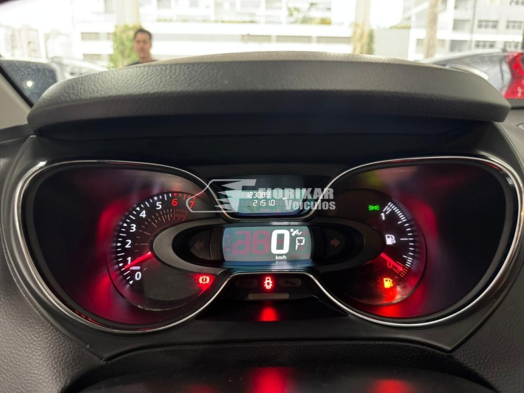 RENAULT CAPTUR LIFE 1.6