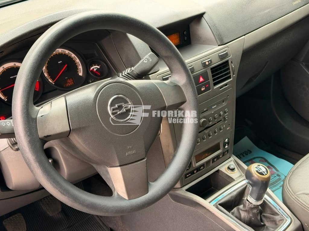 CHEVROLET VECTRA GT 2.0