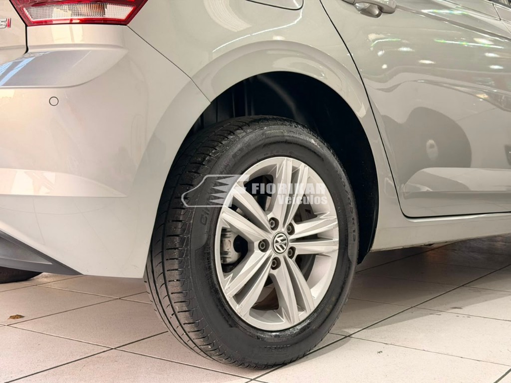 VOLKSWAGEN POLO 1.0 200 TSI COMFORTLINE