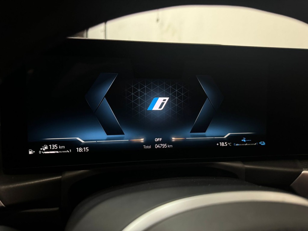 BMW 330E M SPORT 2.0 TURBO HÍBRIDO