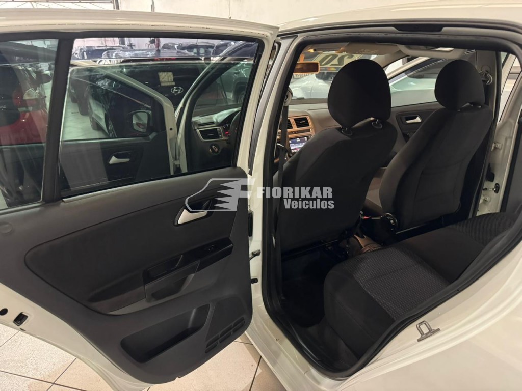 VOLKSWAGEN FOX CONNECT 1.6