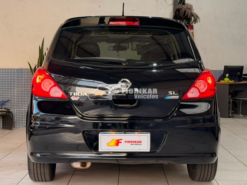 NISSAN TIIDA SL 1.8