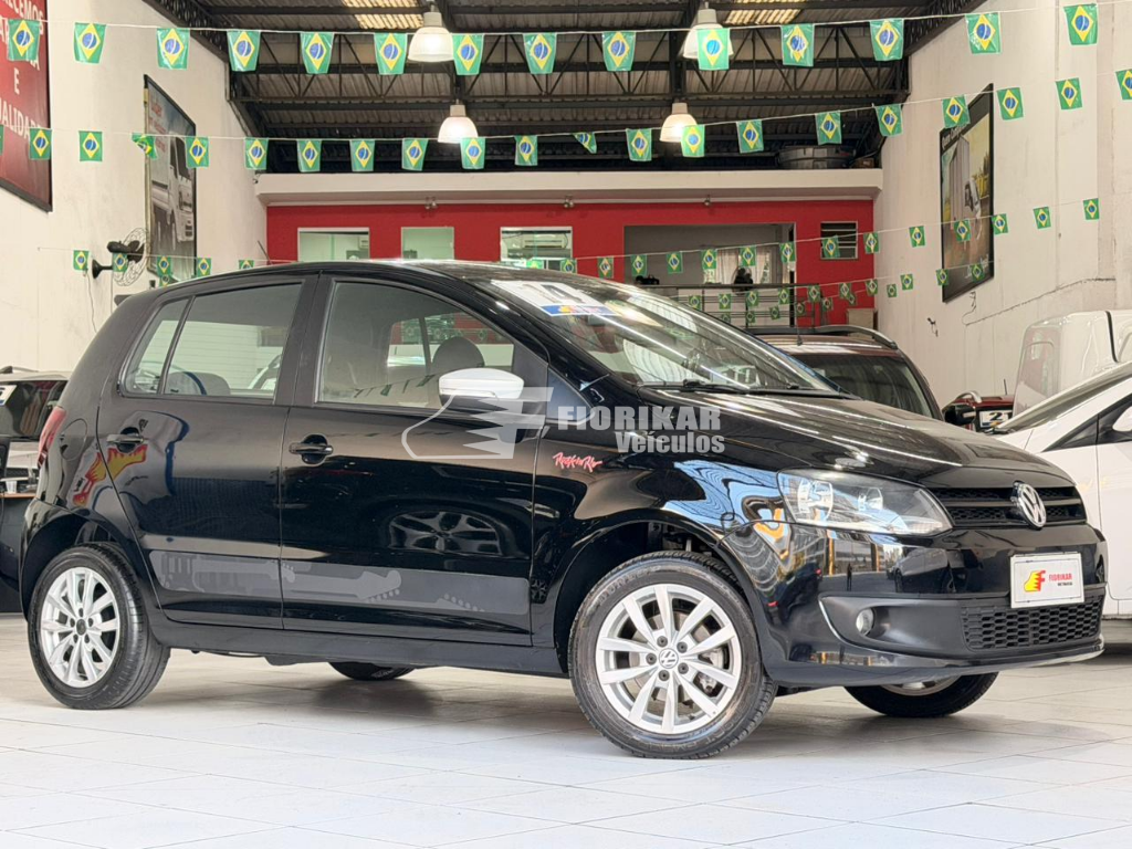 VOLKSWAGEN FOX