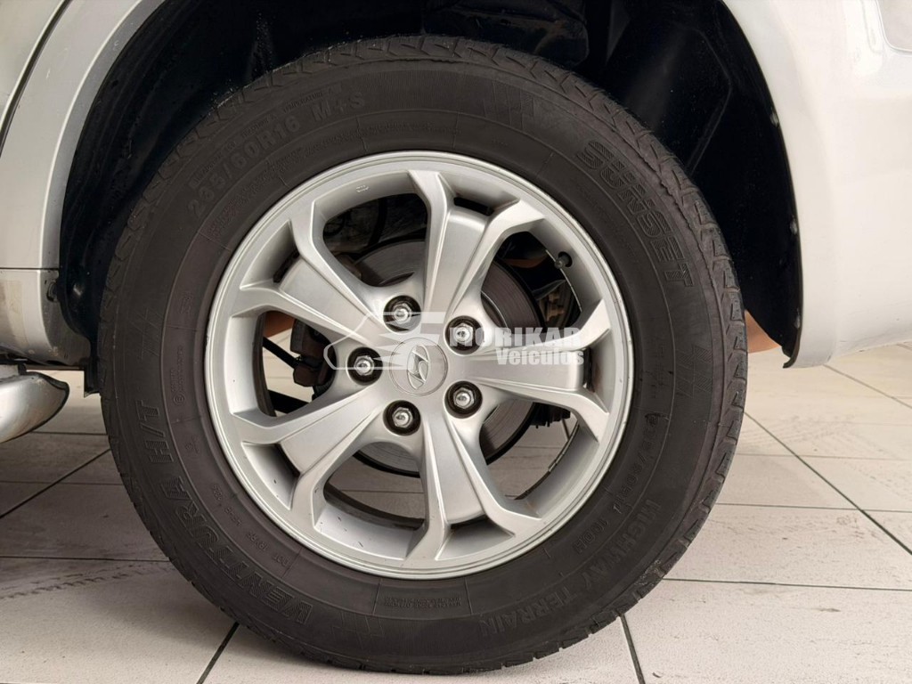 HYUNDAI TUCSON GLS 2.0