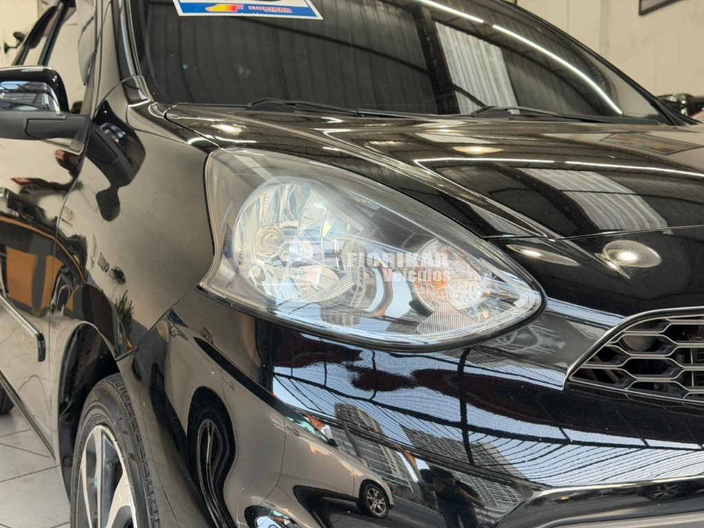 NISSAN MARCH SL 1.6