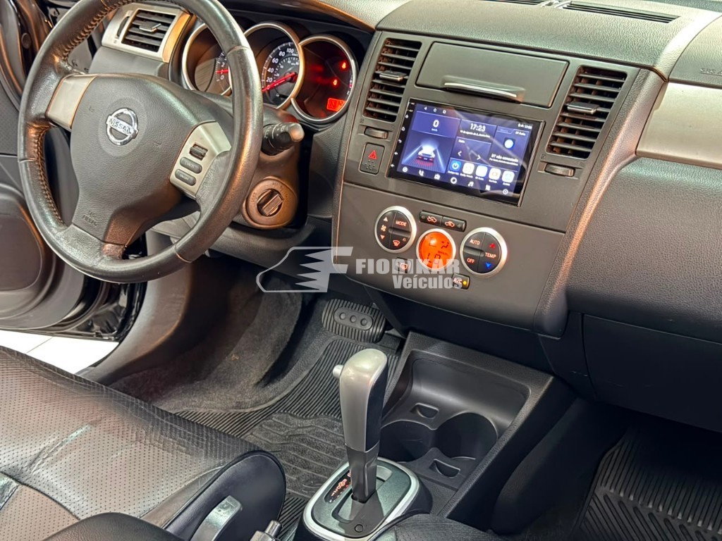 NISSAN TIIDA SL 1.8