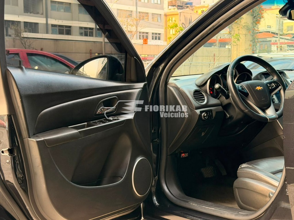 CHEVROLET CRUZE SEDAN LT 1.8