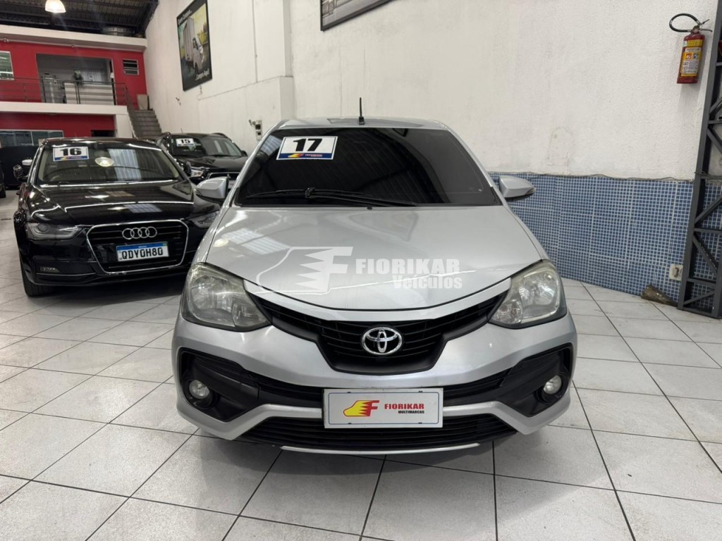 Oferta Seminovo TOYOTA ETIOS no Fiorikar