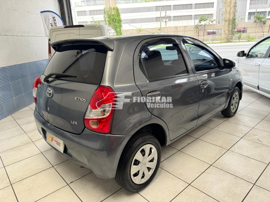 TOYOTA ETIOS 1.3 FLEX
