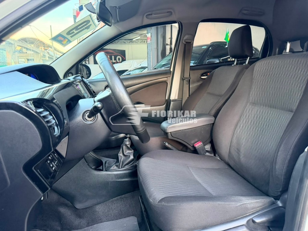 TOYOTA ETIOS X 1.3