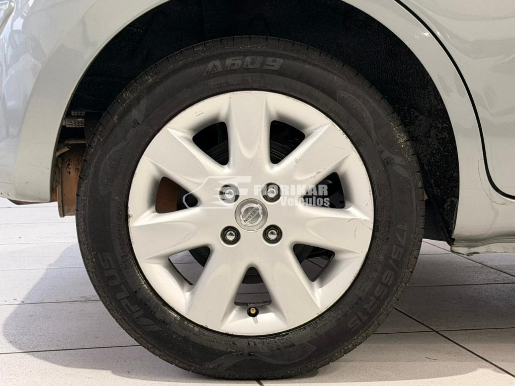 NISSAN MARCH S 1.6
