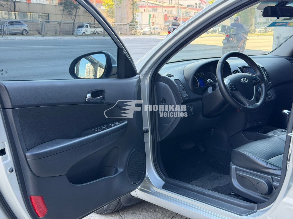 HYUNDAI I30 CW 2.0 GLS