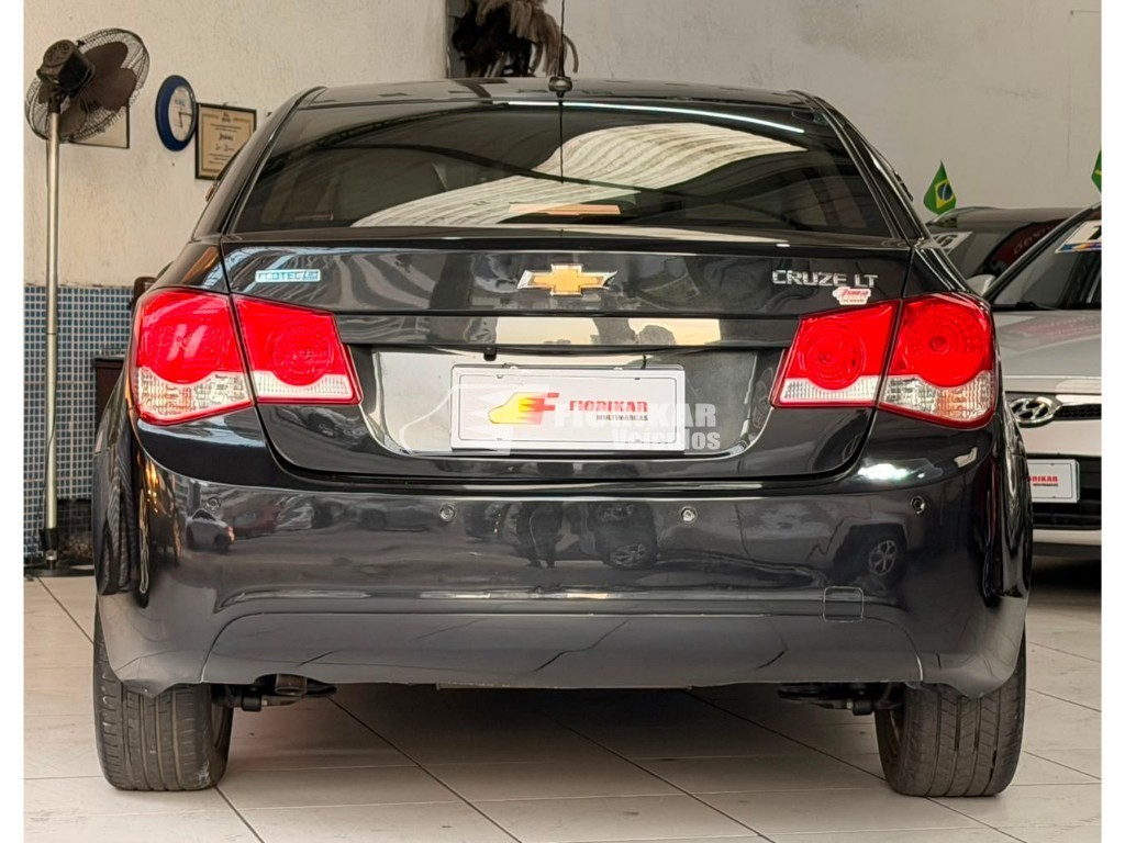 CHEVROLET CRUZE SEDAN LT 1.8