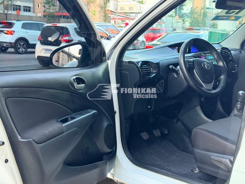 TOYOTA ETIOS X 1.3