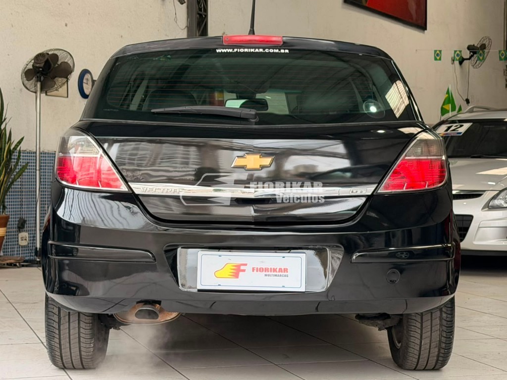 CHEVROLET VECTRA GT 2.0