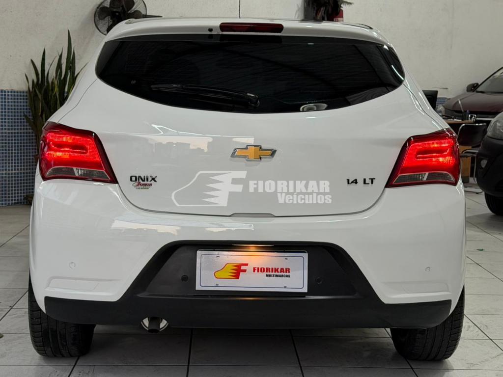 CHEVROLET ONIX LT 1.4