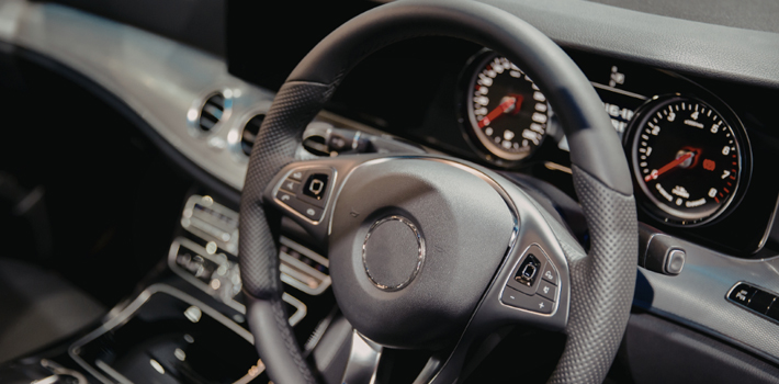 Como identificar sinais de desgaste oculto em carros usados antes da compra